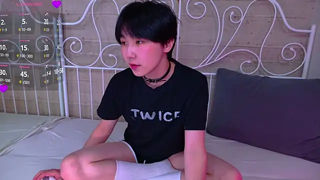 HeejinWang online show from 05/16/26, 04:53