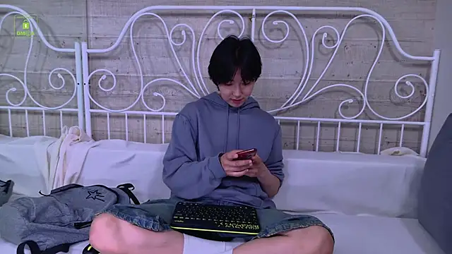 Snapshot of HeejinWang chatting on 07/02/26, 03:07 HeejinWang online show from 07/02/26, 03:07