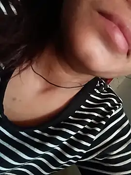 Aaisha-16 online show from 05/20/26, 12:00