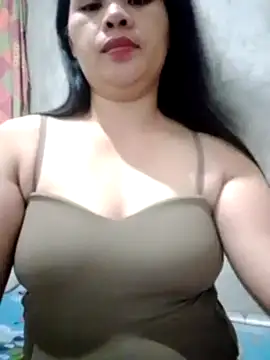 sweet bella16 online show from 10/26/25, 12:49