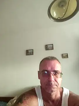 chcem1975 online show from 09/14/25, 03:00