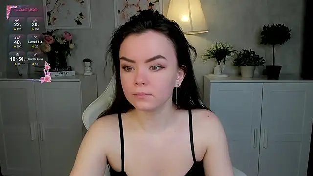 Gentle Ariel online show from 10/27/25, 01:31