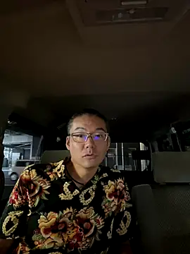 Snapshot of pai-chin-kun chatting on 09/18/25, 05:31 pai-chin-kun online show from 09/18/25, 05:31
