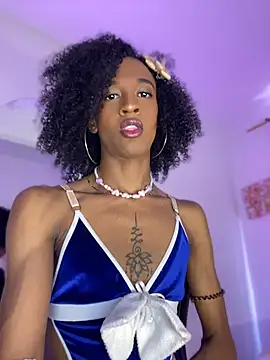 Mia royal online show from 05/10/26, 02:33