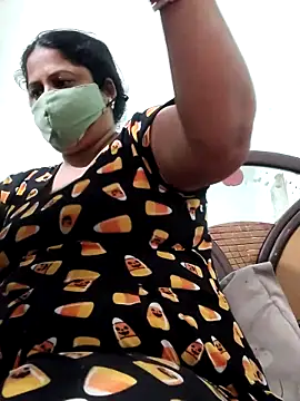 Mmm143 online show from 10/19/25, 09:43