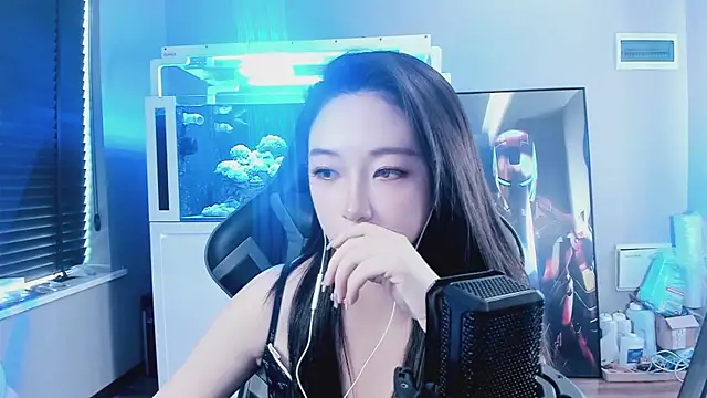 Snapshot of Keke-Bai chatting on 10/01/25, 09:48 Keke-Bai online show from 10/01/25, 09:48