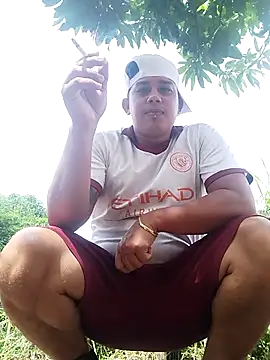 Snapshot of Alex_man23 chatting on 09/17/25, 06:53 Alex man23 online show from 09/17/25, 06:53