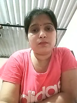 Snapshot of aliya-jaan71 chatting on 04/19/26, 06:21 aliya-jaan71 online show from 04/19/26, 06:21