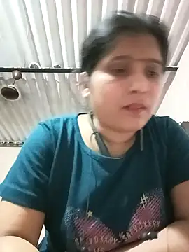 Snapshot of aliya-jaan71 chatting on 04/22/26, 05:25 aliya-jaan71 online show from 04/22/26, 05:25