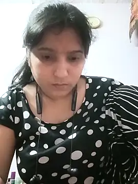 Snapshot of aliya-jaan71 chatting on 04/29/26, 12:53 aliya-jaan71 online show from 04/29/26, 12:53