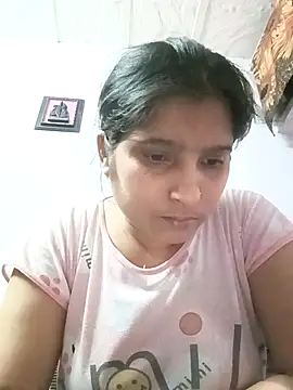 Snapshot of aliya-jaan71 chatting on 05/08/26, 01:05 aliya-jaan71 online show from 05/08/26, 01:05