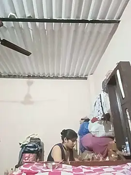 aliya-jaan71 online show from 05/17/26, 06:37