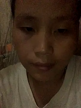 huong-18 online show from 09/25/25, 04:11