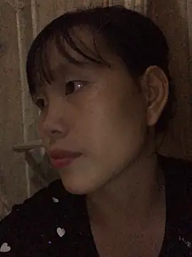 huong-18 online show from 10/09/25, 02:15
