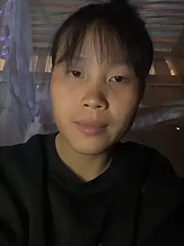 huong-18 online show from 11/25/25, 02:44