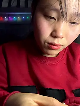 huong-18 online show from 01/13/26, 04:34