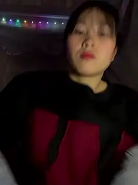 huong-18 online show from 01/15/26, 03:11