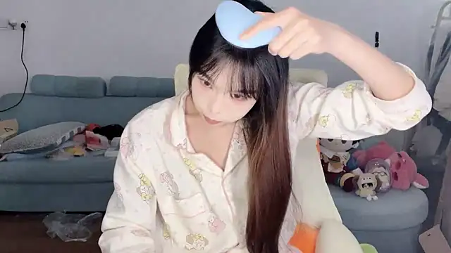 Akong11 online show from 04/15/26, 05:03