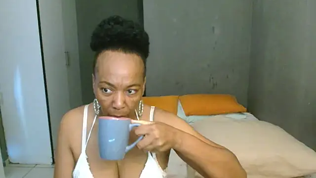 Lillyan N online show from 03/10/26, 10:31