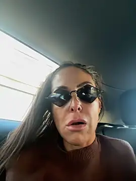 ainaht online show from 11/22/25, 02:05