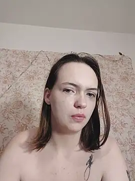 Snapshot of MaitresseMermaid chatting on 05/27/26, 03:58 MaitresseMermaid online show from 05/27/26, 03:58