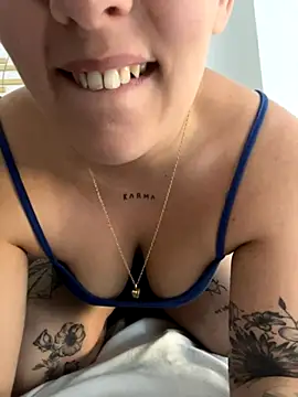 Snapshot of anonyme_hot47 chatting on 11/26/25, 10:16 anonyme hot47 online show from 11/26/25, 10:16