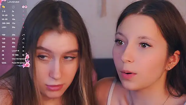 GabrielleLynchard online show from 11/11/25, 08:31