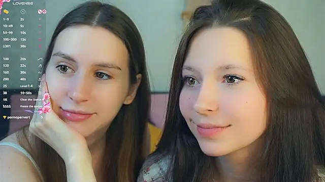 GabrielleLynchard online show from 11/22/25, 07:24