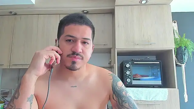 Snapshot of Arnolwilliams chatting on 09/24/25, 07:06 Arnolwilliams online show from 09/24/25, 07:06