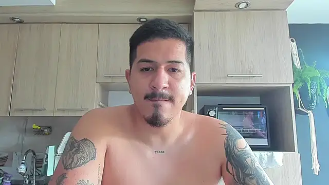 Snapshot of Arnolwilliams chatting on 10/14/25, 07:25 Arnolwilliams online show from 10/14/25, 07:25