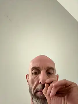 Sly38900 online show from 10/28/25, 11:29