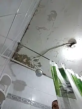 LaraStons online show from 04/21/26, 12:00