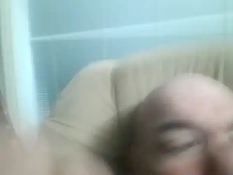 Snapshot of nounours197314 chatting on 03/06/26, 08:44 nounours197314 online show from 03/06/26, 08:44