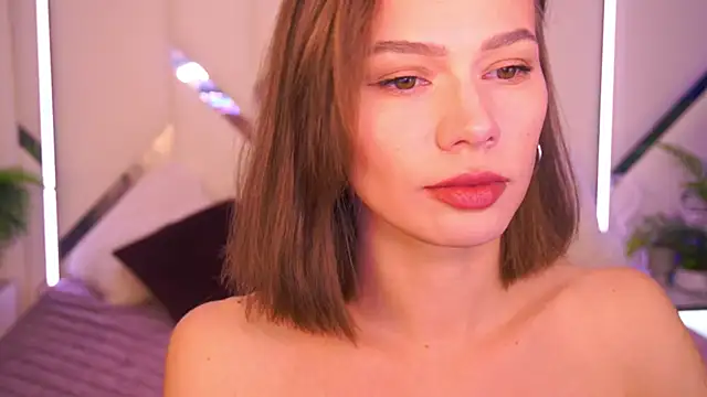 ShyySiren online show from 12/02/25, 09:03