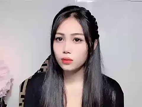 Lyly4757 online show from 01/12/26, 02:44