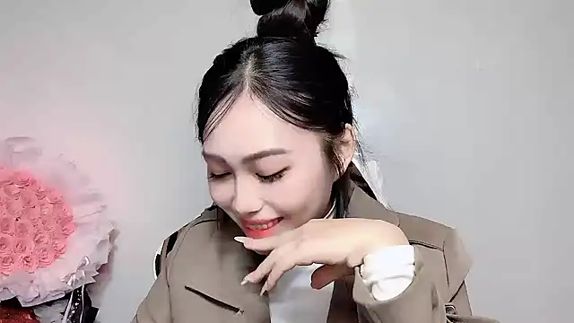 Lyly4757 online show from 01/14/26, 05:57