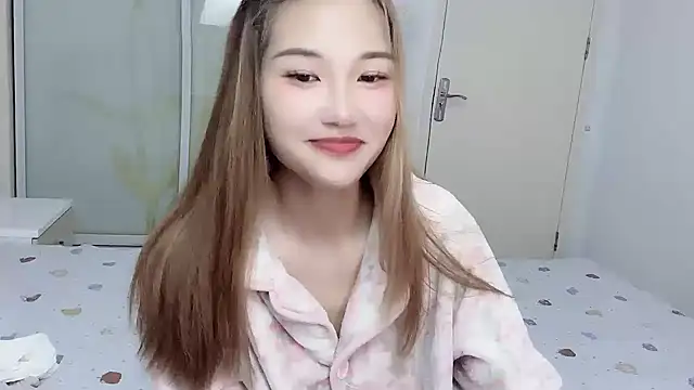 W-Sunflower online show from 10/16/25, 06:14