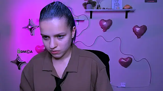 kaela spell  online show from 02/11/26, 07:41