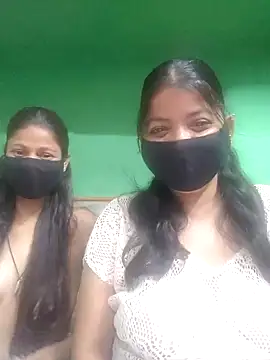 Hotygirl111 online show from 10/01/25, 12:11