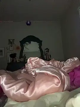 Texxaspearl online show from 11/30/25, 01:59