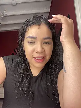 krisstenSantos online show from 10/11/25, 12:04