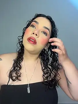 krisstenSantos online show from 12/01/25, 11:59