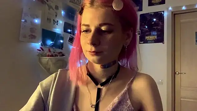 PinkVampire online show from 09/17/25, 04:19