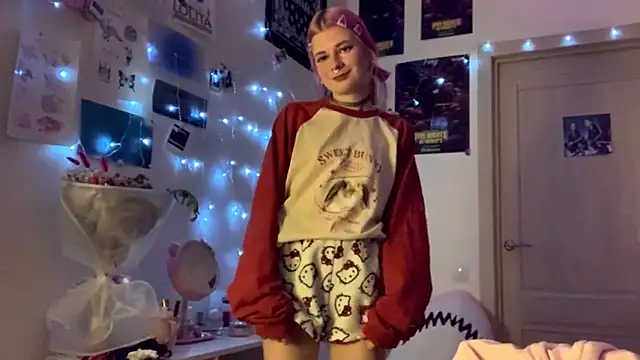 PinkVampire online show from 09/29/25, 08:46