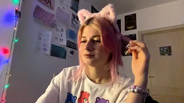 PinkVampire online show from 10/10/25, 09:25