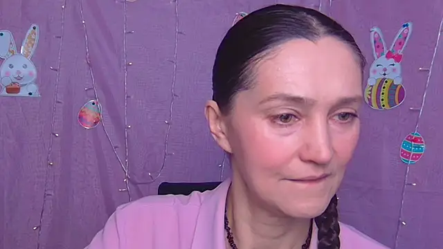 TayaFinch online show from 04/11/26, 12:09