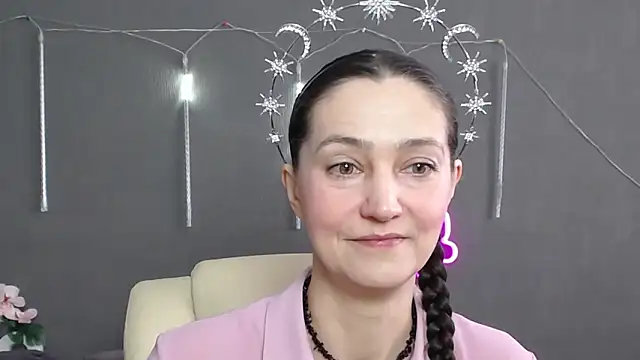 TayaFinch online show from 04/15/26, 10:44