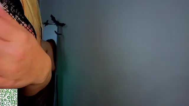 DieraHardeyy online show from 10/27/25, 01:09