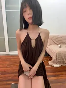 qiqi x online show from 03/15/26, 01:39