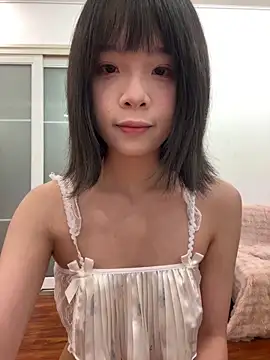 qiqi x online show from 04/06/26, 02:40